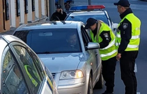  За тиждень на Закарпатті оштрафували майже три десятки водіїв за порушення 