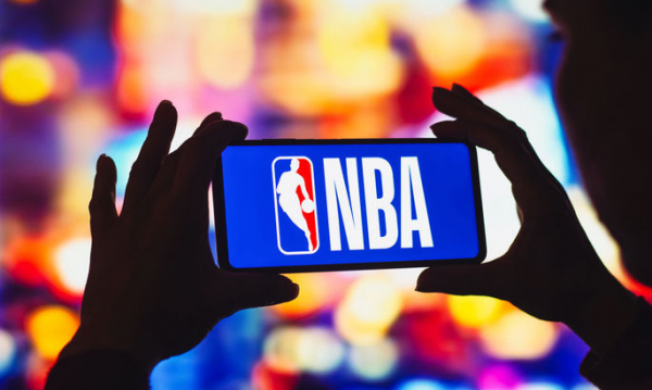 Плей-оф НБА. Сакраменто Леня поступився Голден Стейт, Філадельфія вкотре обіграла Бруклін Плей-оф НБА. Сакраменто Леня поступився Голден Стейт, Філадельфія вкотре обіграла Бруклін