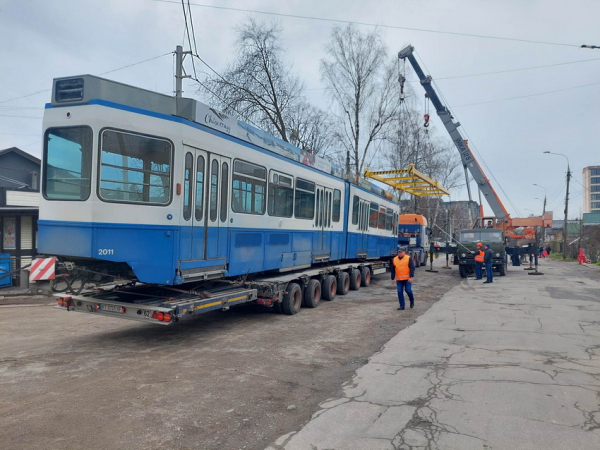 До Вінниці приїхав перший в цьому році трамвай зі Швейцарії                     
