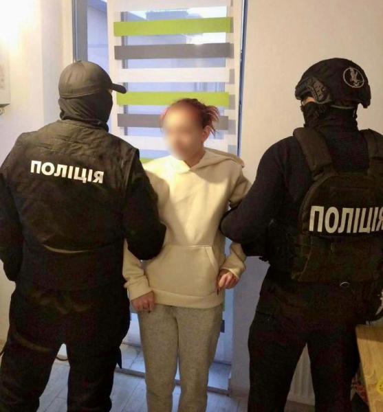  В Ужгороді завершили розслідування шахрайської схеми продажу неіснуючого військового спорядження – судитимуть трьох осіб 