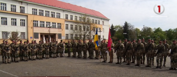  День прикордонника: на Закарпатті урочисто відзначили найкращих захисників кордону (ВІДЕО) 