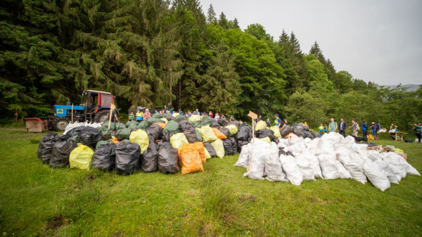  Рятівники закарпатського моря: команда ChystoDe провела 19 екопікнік (ВІДЕО) 