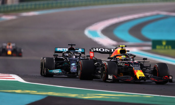 Команди Формули-1 обурені штрафами ФІА за недотримання меж траси