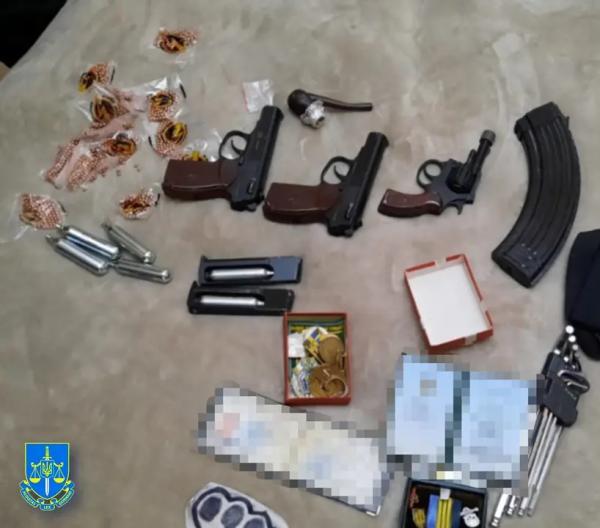  Трьох закарпатців, що вимагали неіснуючий борг, судитимуть за жорстокі знущання над людьми (ФОТО) 