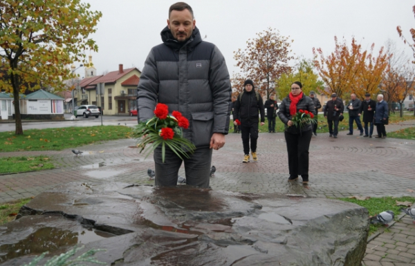 В Мукачеві відзначили 10-ту річницю Революції Гідності (ФОТО)