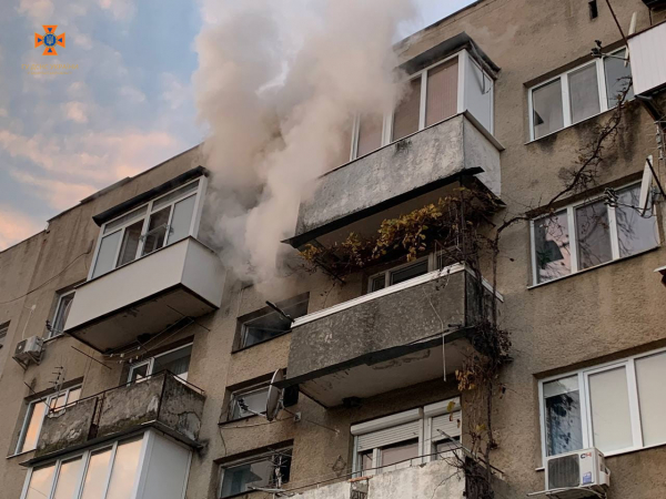  У Мукачеві на пожежі в квартирі 5-поверхівки загинула 72-річна жінка 