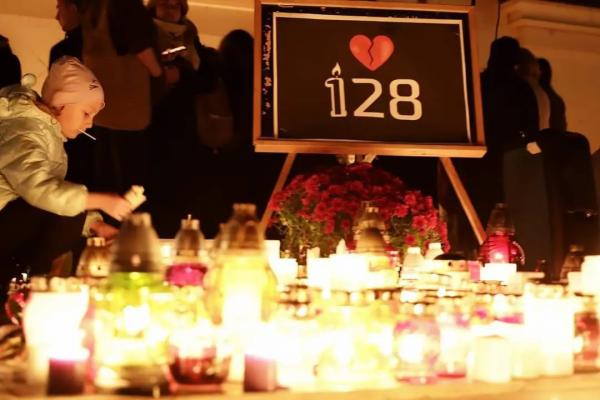 Сотні ужгородців вшанували пам'ять полеглих Героїв 128-ї Закарпатської бригади Сотні ужгородців вшанували пам'ять полеглих Героїв 128-ї Закарпатської бригади
