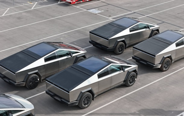 Дорожче на 50%: Tesla презентовала авто Cybertruck Дорожче на 50%: Tesla презентовала авто Cybertruck