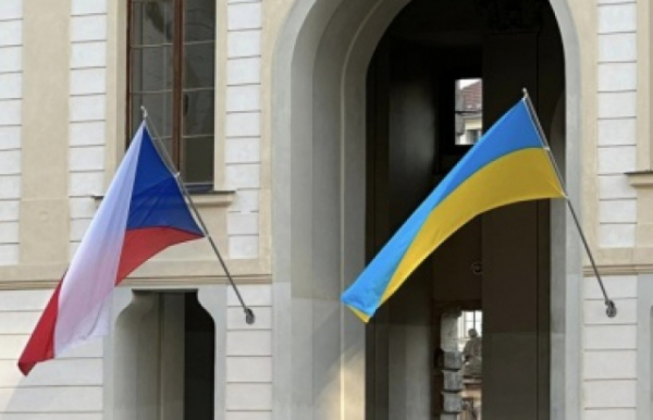 Перша партія снарядів, які знайшла Чехія, надійде в Україну за кілька тижнів