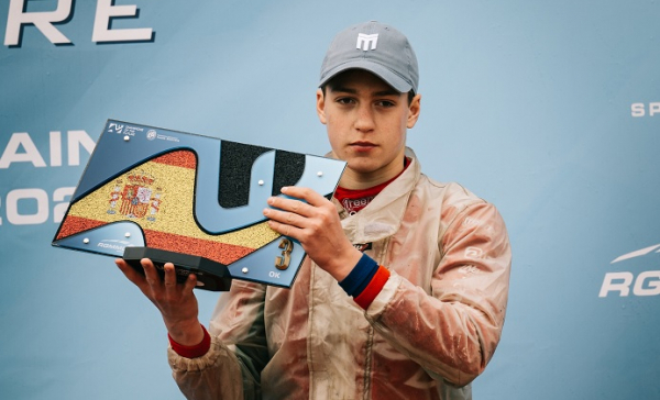 З Р14 до Р2 — Олександр Бондарев здобув подіум на першому етапі Champions of the Future