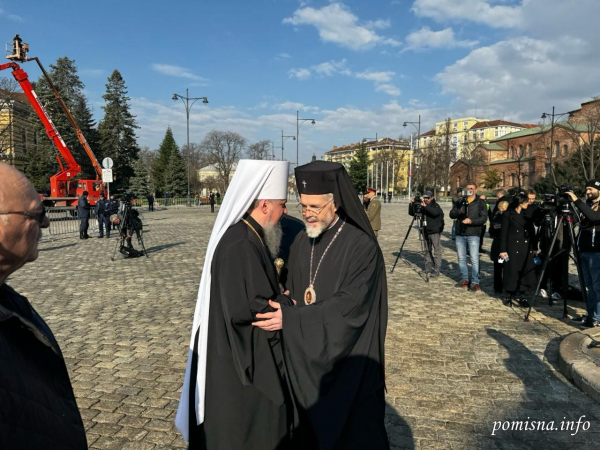 Предстоятель ПЦУ митрополит Епіфаній взяв участь у відспівуванні Болгарського патріарха Неофіта (ФОТО)