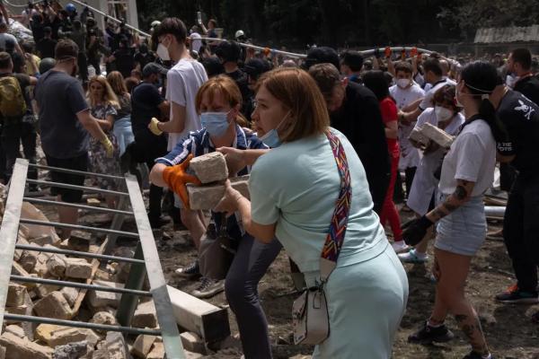 Глава МОЗ розповів, куди перевели пацієнтів Охматдита і скільки їх там було