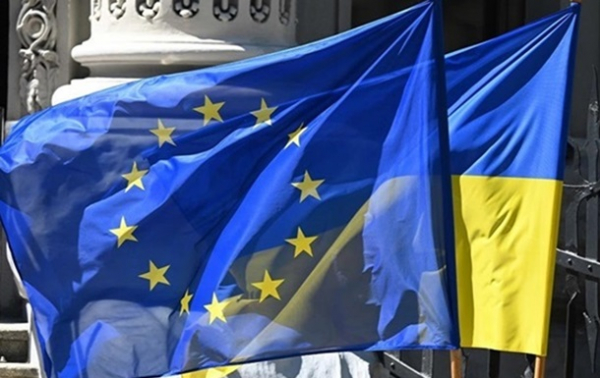 В ЄК розповіли, що чекає Україну після закінчення "торговельного безвізу"