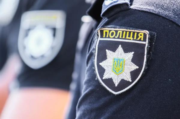 У Києві з вогнепальної зброї застрелили чоловіка - відео з місця