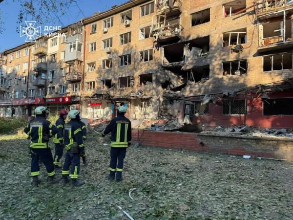 Одна з найгірших ночей у Києві. Путін навмисно бив саме після розмови із Трампом – Сибіга