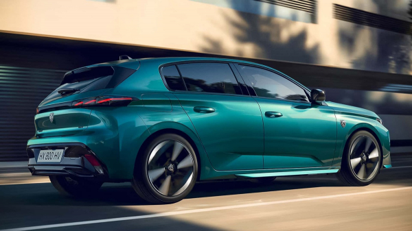 Peugeot 308 після оновлення отримав гібридні, електричну та дизельну модифікації