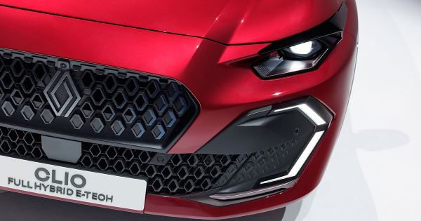 Без дизельного двигуна: Renault представила Clio шостого покоління