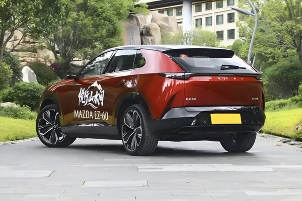 Mazda оголосила ціни на електричний кросовер EZ-60