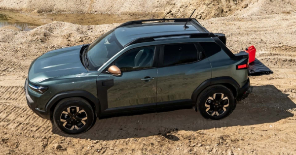 Dacia Duster перетворили на пікап із мініатюрною вантажною платформою