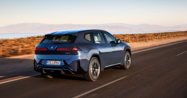 Новий BMW iX3: швидка зарядка 400 кВт, запас ходу до 805 км