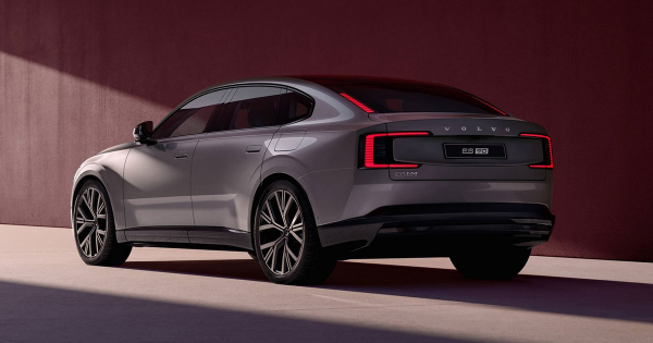 Volvo запустила виробництво нового електромобіля ES90