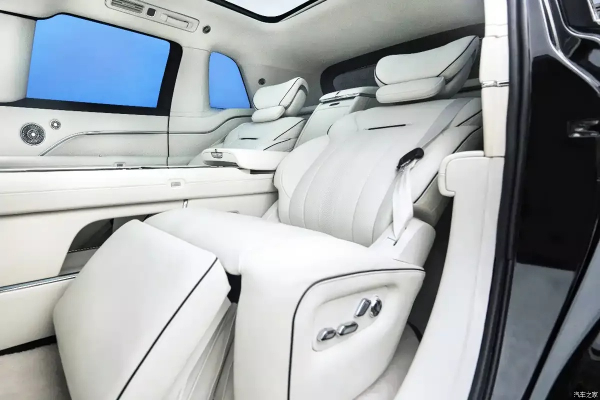 Виробник пилососів Dreame показав свій перший SUV