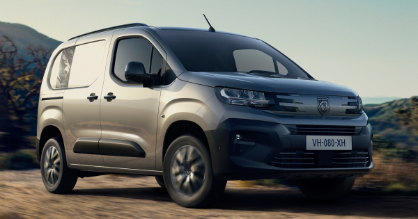 Фургон Peugeot Partner отримав нову версію Pro Skill з розширеним оснащенням