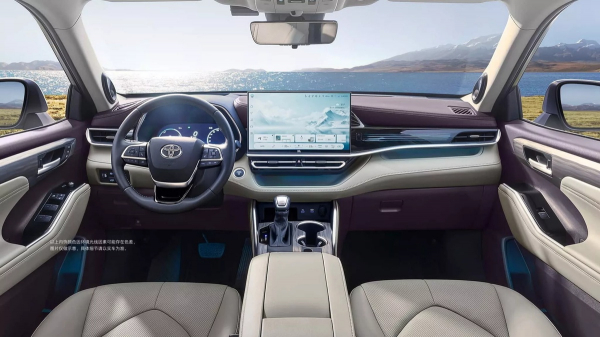 Китайський Toyota Highlander 2026 отримав більший екран, ніж американська версія