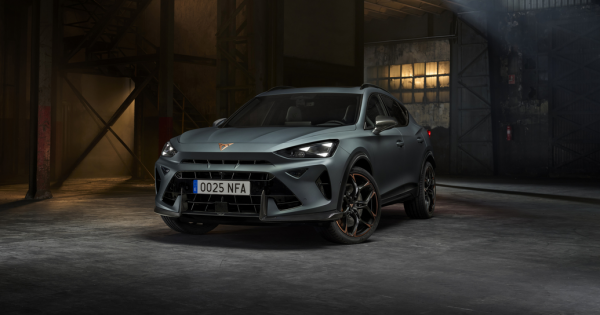 Cupra Formentor VZ5 повертається з п'ятициліндровим двигуном від Audi RS3