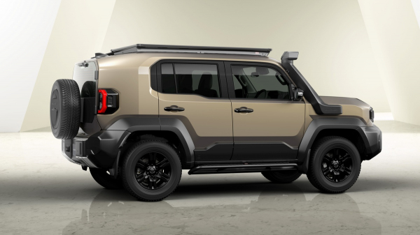 Toyota офіційно представила новий Land Cruiser FJ
