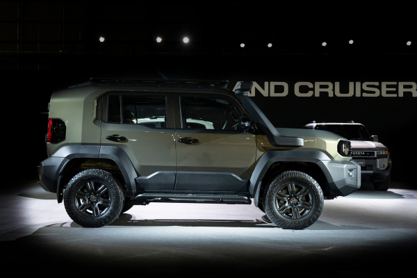 Toyota офіційно представила новий Land Cruiser FJ