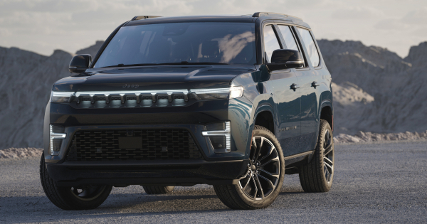 Дві моделі стали однією: Jeep представив позашляховик Grand Wagoneer 2026
