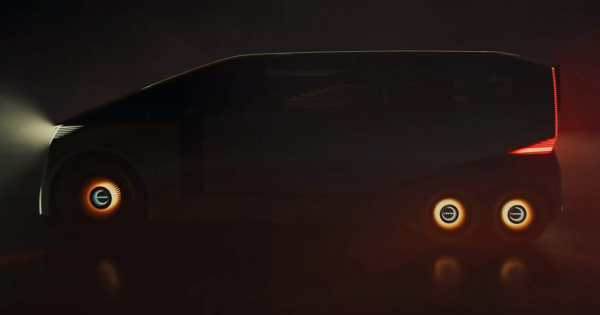 Lexus перетворив LS на шестиколісний мінівен для Japan Mobility Show 2025