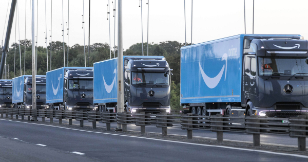 Електричні Mercedes-Benz eActros 600 почали працювати в інтересах Amazon Електричні Mercedes-Benz eActros 600 почали працювати в інтересах Amazon