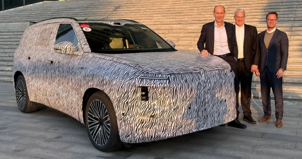 Volkswagen готує до виробництва EREV ID. Era