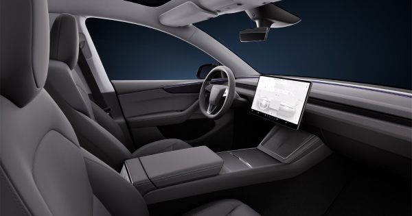 Tesla представила в Китаї Model Y RWD Long Range за 40 400 доларів Tesla представила в Китаї Model Y RWD Long Range за 40 400 доларів