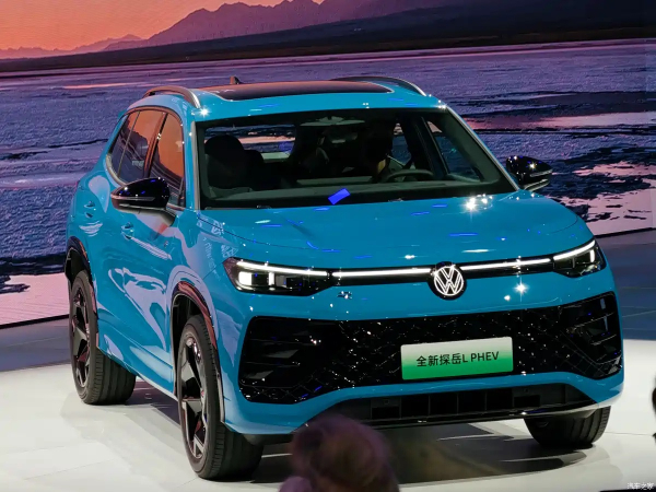 Volkswagen представив Tayron L PHEV з електричним запасом ходу 100 км Volkswagen представив Tayron L PHEV з електричним запасом ходу 100 км