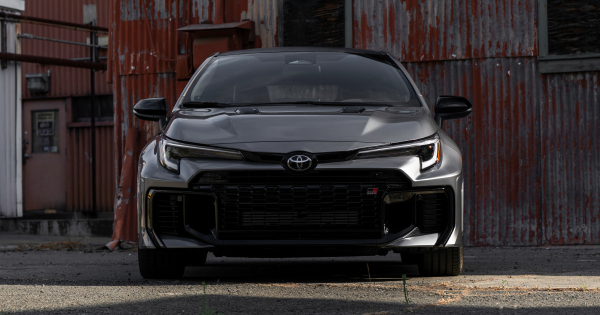 Toyota випробовує новий турбодвигун на 400 к.с. Toyota випробовує новий турбодвигун на 400 к.с.