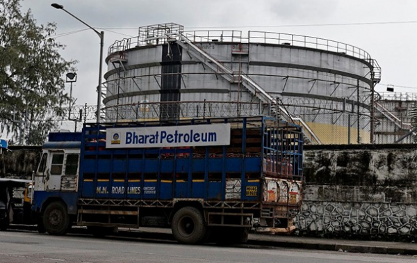 Більшість НПЗ Індії відмовились від нафти з Росії - ЗМІ Більшість НПЗ Індії відмовились від нафти з Росії - ЗМІ