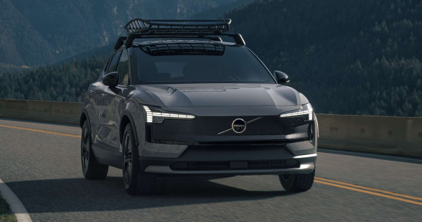 Volvo EX30 у новій версії Cross Country вже в Україні Volvo EX30 у новій версії Cross Country вже в Україні