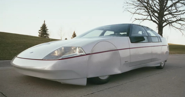 Хтось виставив на продаж унікальний концепт-кар Ford Хтось виставив на продаж унікальний концепт-кар Ford