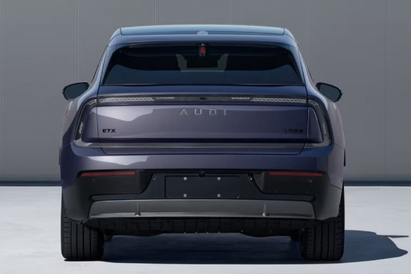 Друга серійна модель AUDI: офіційні зображення та характеристики Друга серійна модель AUDI: офіційні зображення та характеристики