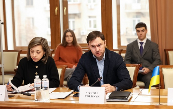 Україна залучила €1,3 млрд для екстрених закупівель газу Україна залучила €1,3 млрд для екстрених закупівель газу