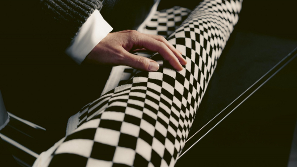 Porsche відновила виробництво класичних тканин для інтер'єрів автомобілів Porsche відновила виробництво класичних тканин для інтер'єрів автомобілів