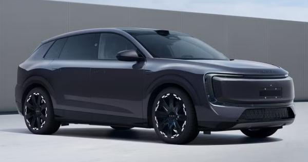 Друга серійна модель AUDI: офіційні зображення та характеристики Друга серійна модель AUDI: офіційні зображення та характеристики