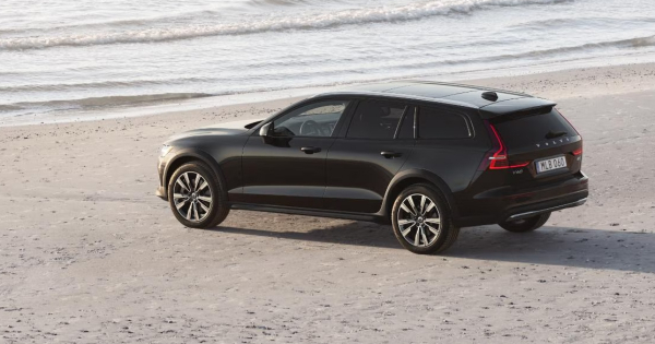 Volvo припиняє продажі універсалів у США