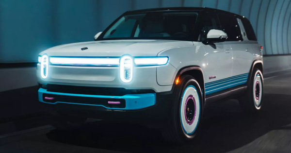Rivian R1S Quad Miami Edition: буде всього лише 10 екземплярів