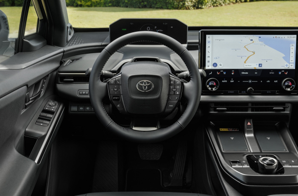 Toyota представила оновлений bZ4X для Європи зі збільшеним запасом ходу Toyota представила оновлений bZ4X для Європи зі збільшеним запасом ходу