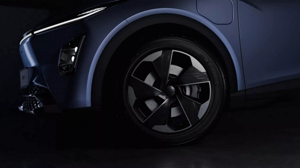 Перший малайзійський електромобіль отримав батарею за підпискою