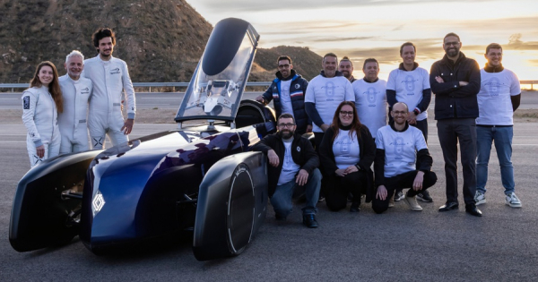 Електромобіль Renault Filante проїхав понад 1000 км за 10 годин